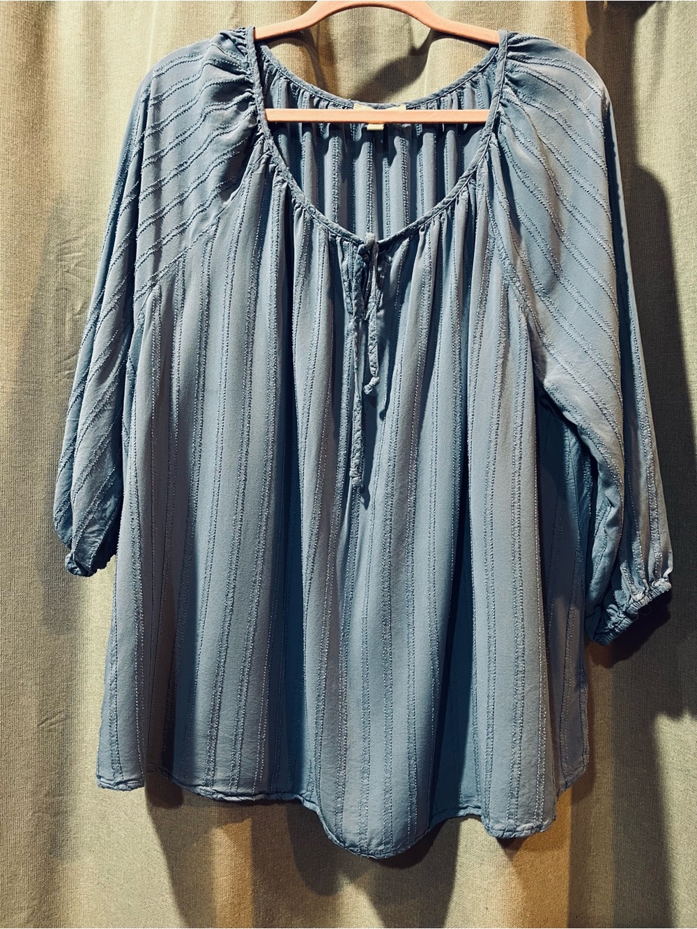 COMO BLU Light Blue Peasant/Boho Blouse with split neck. Size 2X